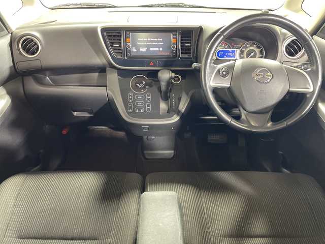 日産 デイズ ルークス ハイウェイスターターボ 神奈川県 2014(平26)年 7.1万km モカブラウンP 純正SDナビ/両側パワースライドドア/純正フロアマット/スマートキー/純正15インチアルミホイール/プッシュスタート/横滑り防止装置/盗難防止装置/オートライト