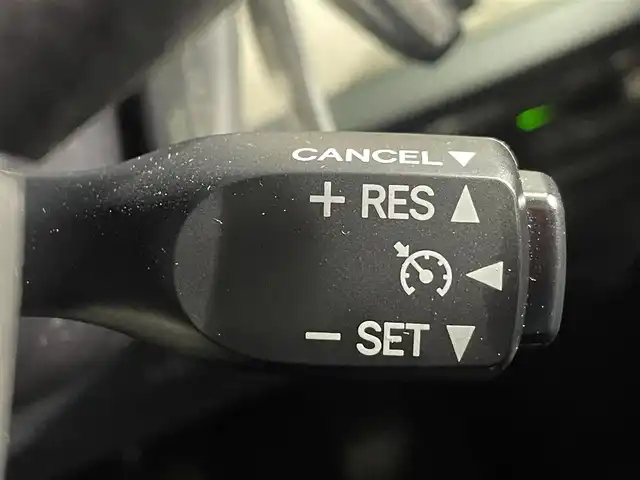 トヨタ ノア Si ダブルバイビーⅢ 愛知県 2020(令2)年 6.5万km ブラック 純正10インチナビ/モデリスタエアロ/衝突軽減ブレーキ/両側電動スライドドア/ビルトインETC2.0/LEDヘッドライト/バックカメラ/クルーズコントロール/フルセグTV/Bluetooth/コーナーセンサー/レーンキープアシスト/オートハイビーム/プッシュスタート/スマートキー/スペアキー/CD/DVD再生/アイドリングストップ/ミュージックサーバー/純正フロアマット/オートライト/禁煙車/社外17インチアルミホイール/ハーフレザーシート/ウィンカーミラー/電動格納ミラー/フォグランプ/Wエアコン/シートバックテーブル/ステアリングリモコン/ウッドコンビハンドル/横滑り防止装置