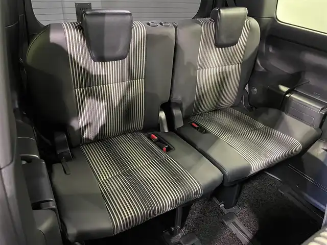 トヨタ ノア Si ダブルバイビーⅢ 愛知県 2020(令2)年 6.5万km ブラック 純正10インチナビ/モデリスタエアロ/衝突軽減ブレーキ/両側電動スライドドア/ビルトインETC2.0/LEDヘッドライト/バックカメラ/クルーズコントロール/フルセグTV/Bluetooth/コーナーセンサー/レーンキープアシスト/オートハイビーム/プッシュスタート/スマートキー/スペアキー/CD/DVD再生/アイドリングストップ/ミュージックサーバー/純正フロアマット/オートライト/禁煙車/社外17インチアルミホイール/ハーフレザーシート/ウィンカーミラー/電動格納ミラー/フォグランプ/Wエアコン/シートバックテーブル/ステアリングリモコン/ウッドコンビハンドル/横滑り防止装置