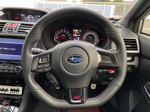 スバル ＷＲＸ ＳＴＩ STI タイプS 千葉県 2020(令2)年 2.4万km アイスシルバーメタリック 純正8インチナビ/(フルセグTV/BT/CD/DVD/Blu-ray/FM/AM)/FUJITSUBOマフラー/HKSエアクリーナー/ブラインドスポットモニター/バックカメラ/ハーフレザーシート/横滑り防止装置/ナビ連動ビルトインETC/LEDヘッドライト/オートライト/ウィンカーミラー/電動格納ミラー/純正19インチAW/シートヒーター/シートリフター/プッシュスタート/スマートキー/フロアマット/スペアキー/取扱説明書/保証書