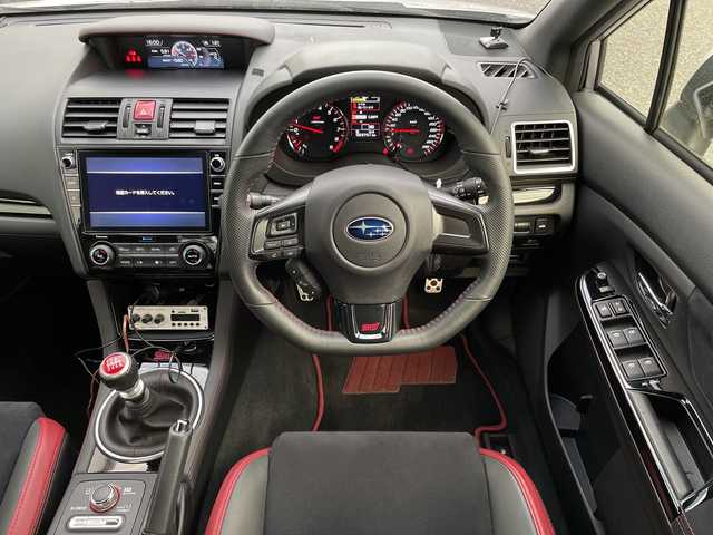 スバル ＷＲＸ ＳＴＩ STI タイプS 千葉県 2020(令2)年 2.4万km アイスシルバーメタリック 純正8インチナビ/(フルセグTV/BT/CD/DVD/Blu-ray/FM/AM)/FUJITSUBOマフラー/HKSエアクリーナー/ブラインドスポットモニター/バックカメラ/ハーフレザーシート/横滑り防止装置/ナビ連動ビルトインETC/LEDヘッドライト/オートライト/ウィンカーミラー/電動格納ミラー/純正19インチAW/シートヒーター/シートリフター/プッシュスタート/スマートキー/フロアマット/スペアキー/取扱説明書/保証書