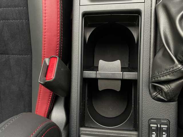 スバル ＷＲＸ ＳＴＩ STI タイプS 千葉県 2020(令2)年 2.4万km アイスシルバーメタリック 純正8インチナビ/(フルセグTV/BT/CD/DVD/Blu-ray/FM/AM)/FUJITSUBOマフラー/HKSエアクリーナー/ブラインドスポットモニター/バックカメラ/ハーフレザーシート/横滑り防止装置/ナビ連動ビルトインETC/LEDヘッドライト/オートライト/ウィンカーミラー/電動格納ミラー/純正19インチAW/シートヒーター/シートリフター/プッシュスタート/スマートキー/フロアマット/スペアキー/取扱説明書/保証書