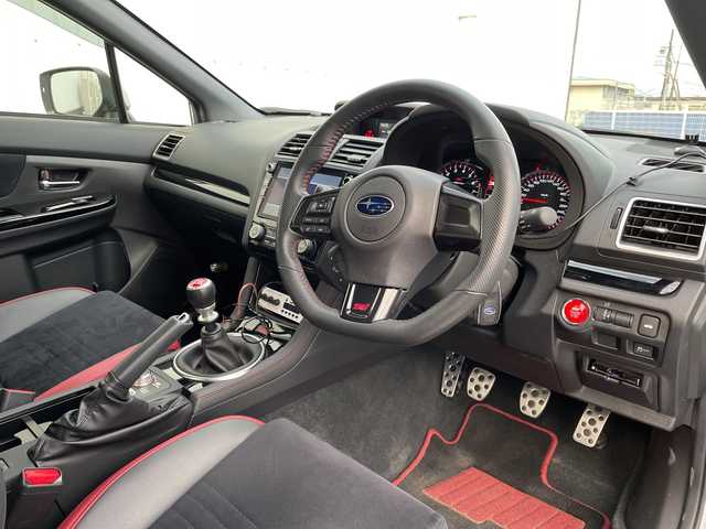 スバル ＷＲＸ ＳＴＩ STI タイプS 千葉県 2020(令2)年 2.4万km アイスシルバーメタリック 純正8インチナビ/(フルセグTV/BT/CD/DVD/Blu-ray/FM/AM)/FUJITSUBOマフラー/HKSエアクリーナー/ブラインドスポットモニター/バックカメラ/ハーフレザーシート/横滑り防止装置/ナビ連動ビルトインETC/LEDヘッドライト/オートライト/ウィンカーミラー/電動格納ミラー/純正19インチAW/シートヒーター/シートリフター/プッシュスタート/スマートキー/フロアマット/スペアキー/取扱説明書/保証書