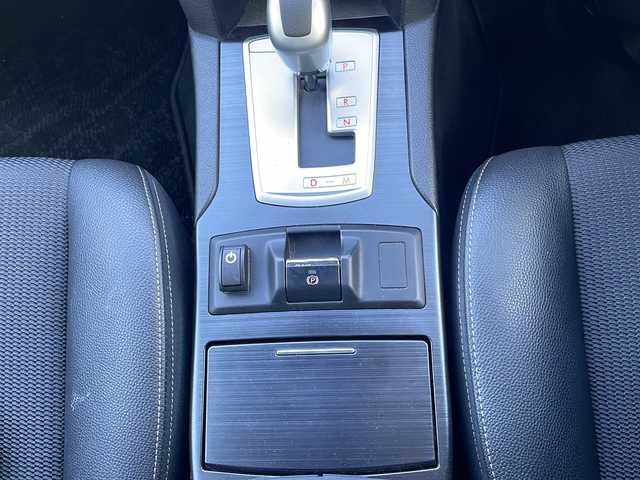 スバル レガシィ Ｂ４ 2．5i Bスポーツ アイサイトG 道東・釧路十勝 2013(平25)年 4.7万km クリスタルブラックシリカ 4WD/純正ナビ/・フルセグ/CD/DVD/BT/ラジオ/バックカメラ/ドライブレコーダー/車高調/フロントパワーシート/ハーフレザーシート/パドルシフト/ステアリングスイッチ/アイドリングストップ/ヒルディセントコントロール/ETC/フロアマット/ドアバイザー