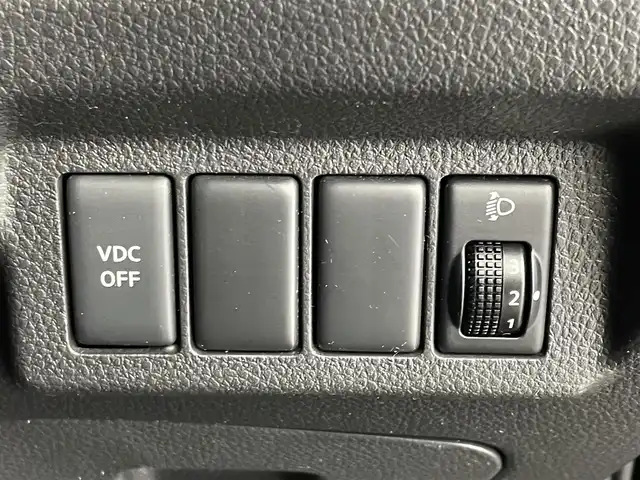 日産 エクストレイル 20S 埼玉県 2009(平21)年 5.2万km ダイヤモンドブラック 純正ナビ　バックカメラ　ＥＴＣ　ヘッドライトレベライザー　エアコン　フロアマット　ＤＶＤ再生　純正アルミホイール　リモコンキー　オート格納ミラー　パワーステアリング　パワーウインドウ　地デジＴＶ