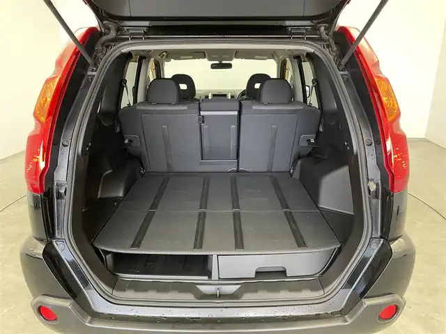 日産 エクストレイル 20S 埼玉県 2009(平21)年 5.2万km ダイヤモンドブラック 純正ナビ　バックカメラ　ＥＴＣ　ヘッドライトレベライザー　エアコン　フロアマット　ＤＶＤ再生　純正アルミホイール　リモコンキー　オート格納ミラー　パワーステアリング　パワーウインドウ　地デジＴＶ