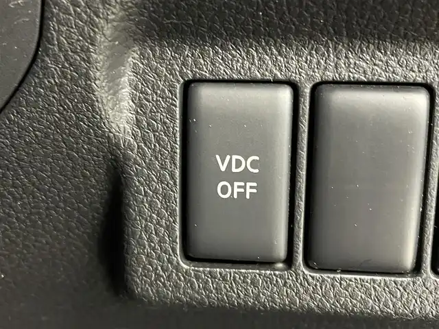 日産 エクストレイル 20S 埼玉県 2009(平21)年 5.2万km ダイヤモンドブラック 純正ナビ　バックカメラ　ＥＴＣ　ヘッドライトレベライザー　エアコン　フロアマット　ＤＶＤ再生　純正アルミホイール　リモコンキー　オート格納ミラー　パワーステアリング　パワーウインドウ　地デジＴＶ