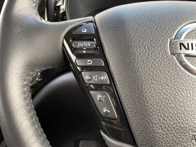 日産 エルグランド 250ハイウェイスターS 千葉県 2020(令2)年 2.1万km ピュアホワイトパール 純正メモリナビ/(フルセグTV/BT/CD/DVD/FM/AM)/全周囲カメラ/ナビ連動前後ドライブレコーダー/ブラインドスポットモニター/衝突被害軽減システム/車線逸脱警報/クルーズコントロール/ハーフレザーシート/両側パワースライドドア/横滑り防止装置/ビルトインETC/LEDヘッドライト/フォグランプ/オートライト/ウィンカーミラー/電動格納ミラー/純正18インチAW/シートリフター/プッシュスタート/スマートキー/フロアマット