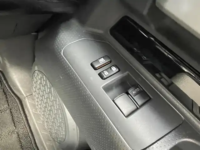 トヨタ ＦＪクルーザー ファイナルエディション 千葉県 2017(平29)年 5.4万km ベージュ 専用ボディ色/ブラックメッシュグリル/ブラックバンパー/ブラックミラー/ヒーター付き/サイドステップ/ルーフキャリア/TRD16インチAW/クルーズコントロール/社外メモリナビ(AVIC-RW901)/・フルセグ/BT/DVD/CD/バックカメラ/コーナーセンサー(後)/ETC/キーレスエントリー/純正フロアマット/純正AW車載(タイヤ付き)