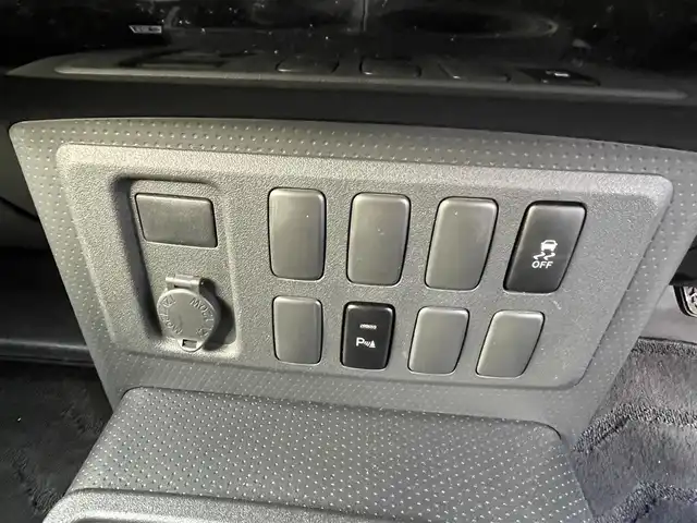 トヨタ ＦＪクルーザー ファイナルエディション 千葉県 2017(平29)年 5.4万km ベージュ 専用ボディ色/ブラックメッシュグリル/ブラックバンパー/ブラックミラー/ヒーター付き/サイドステップ/ルーフキャリア/TRD16インチAW/クルーズコントロール/社外メモリナビ(AVIC-RW901)/・フルセグ/BT/DVD/CD/バックカメラ/コーナーセンサー(後)/ETC/キーレスエントリー/純正フロアマット/純正AW車載(タイヤ付き)