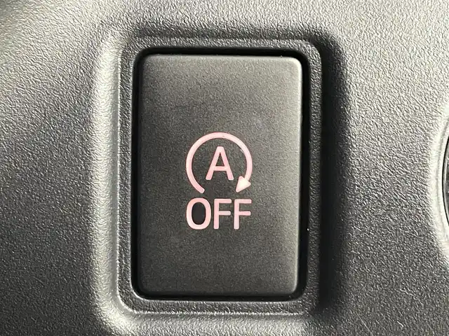 トヨタ ノア Si 福島県 2017(平29)年 3.8万km ブラック トヨタセーフティセンス/・衝突軽減/・車線逸脱警報/・オートハイビーム/フリップダウンモニター/純正１０インチナビ/・型番；NSZN-Z66T/・フルセグ/TV/BT/SD/USB/HDMI/CD/DVD/FM/AM/バックカメラ/両側パワースライドドア/レーダークルーズコントロール/LEDオートライト/・フォグライト/純正アルミホイール付きサマータイヤ/ETC/革ステアリング/・ステアリングリモコン/ロールサンシェード/純正フロアマット/純正ドアバイザー/ウィンカーミラー/・オートミラー/アイドリングストップ/プッシュスタート/・スマートキー