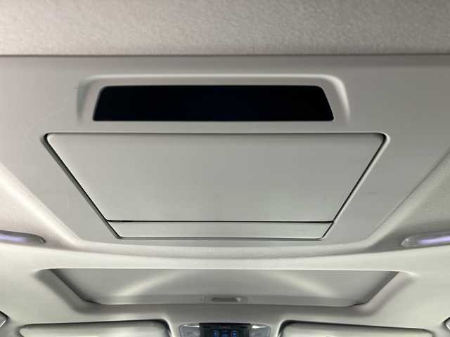 トヨタ アルファード S Cパッケージ 神奈川県 2018(平30)年 4.1万km ブラック トヨタセーフティセンス/純正メーカーオプションナビ/・BT/フルセグTV/CD/DVD/SD/BD/USB/純正フリップダウンモニター/ツインムーンルーフ/JBLプレミアムサウンド/パーキングアシスト/ブラインドスポットモニター/レザー調シート/パワーシート(D/N/二)/メモリシート(D)/シートヒーター(D/N)/ベンチレーション(D/N)/MTモード/電動サイドブレーキ/オートブレーキホールド/三眼LEDヘッドライト/フォグランプ/ウッドコンビステアリング/ステアリングスイッチ/Autoライト/ステアリングヒーター/ビルトインETC2.0/前後ドライブレコーダー/パワーバックドア/自動防眩ミラー/電動格納ミラー/ウィンカーミラー/シーケンシャルウィンカー/純正フロアマット/純正アルミホイール/純正ドアバイザー