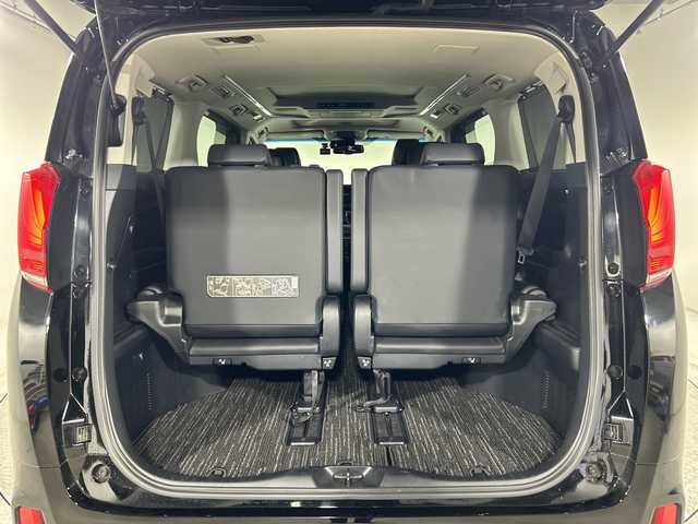 トヨタ アルファード S Cパッケージ 神奈川県 2018(平30)年 4.1万km ブラック トヨタセーフティセンス/純正メーカーオプションナビ/・BT/フルセグTV/CD/DVD/SD/BD/USB/純正フリップダウンモニター/ツインムーンルーフ/JBLプレミアムサウンド/パーキングアシスト/ブラインドスポットモニター/レザー調シート/パワーシート(D/N/二)/メモリシート(D)/シートヒーター(D/N)/ベンチレーション(D/N)/MTモード/電動サイドブレーキ/オートブレーキホールド/三眼LEDヘッドライト/フォグランプ/ウッドコンビステアリング/ステアリングスイッチ/Autoライト/ステアリングヒーター/ビルトインETC2.0/前後ドライブレコーダー/パワーバックドア/自動防眩ミラー/電動格納ミラー/ウィンカーミラー/シーケンシャルウィンカー/純正フロアマット/純正アルミホイール/純正ドアバイザー