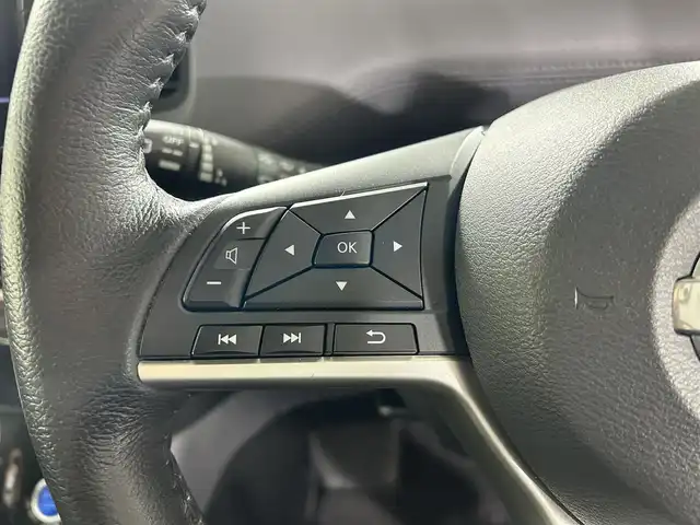 日産 セレナ e－パワー ハイウェイスター V 佐賀県 2020(令2)年 3.8万km ブリリアントホワイトパール ワンオーナー/純正10インチナビ/フルセグTV/CD/DVD/Bluetooth/全方位カメラ/衝突被害軽減システム/ブラインドスポットモニター/クルーズコントロール/クリアランスソナー/オートライト/オートマチックハイビーム/LEDヘッドライト/LEDフォグライト/純正前方ドライブレコーダー/駐車支援システム/ロードサインアシスト/両側パワースライドドア/ハンズフリースライドドア/シートバックテーブル/後席サンシェード/運転席・助手席シートヒーター/ISOFIX対応/ステアリングヒーター/純正フロントスポイラー/純正15インチアルミホイール/純正フロアマット/ドアバイザー/スマートキー