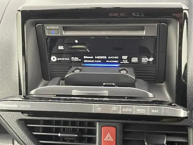 トヨタ エスクァイア ハイブリッド Gi 千葉県 2014(平26)年 6.6万km スパークリングブラックパールクリスタルシャイン 両側電動ドア/クルーズコントロール/社外9インチメモリナビ/・型番：CN-F1D/・CD/DVD/Blu-ray/Bluetooth/フルセグTV/・バックカメラ/・ビルトインETC/革巻きステアリング/・ステアリングスイッチ/レザーシート/・DNシートヒーター/左右独立エアコン/置くだけ充電/純正フロアマット/純正15インチAW/オートライト/・LEDヘッドライト/・フォグランプ