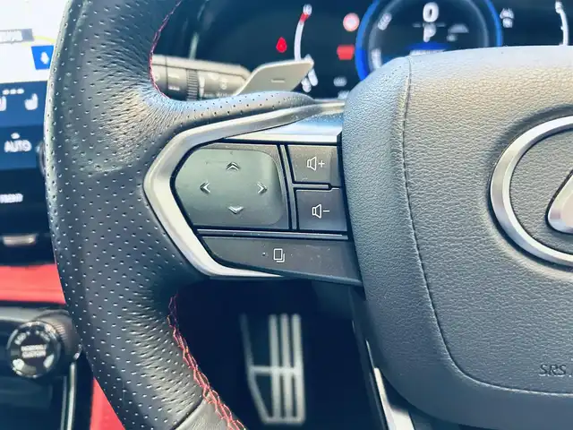 レクサス ＮＸ 350h Fスポーツ 大阪府 2022(令4)年 2.1万km ホワイトノーヴァガラスフレーク レクサスチームメイト/サンルーフ/HUD/ACC/純正ナビ/TV/360度カメラ/applecarplay/純正20インチAW/三眼LEDヘッドライト/電動リアゲート/ブラインドスポット/赤黒革/パワーシート/Dシートメモリ/エアシートヒーター/ステアリングヒーター/ワイヤレス充電/デジタルインナーミラー