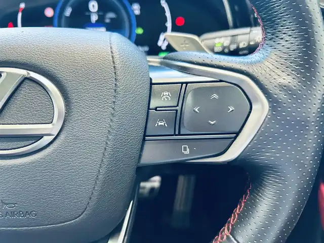 レクサス ＮＸ 350h Fスポーツ 大阪府 2022(令4)年 2.1万km ホワイトノーヴァガラスフレーク レクサスチームメイト/サンルーフ/HUD/ACC/純正ナビ/TV/360度カメラ/applecarplay/純正20インチAW/三眼LEDヘッドライト/電動リアゲート/ブラインドスポット/赤黒革/パワーシート/Dシートメモリ/エアシートヒーター/ステアリングヒーター/ワイヤレス充電/デジタルインナーミラー