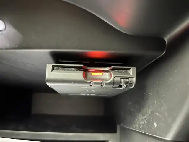 日産 ノート e－パワー メダリスト 佐賀県 2018(平30)年 6.1万km ダークメタルグレー 純正7インチナビ/フルセグTV/DVD/CD/Bluetooth/全方位カメラ/衝突被害軽減システム/レーダークルーズコントロール/レーンアシスト/オートライト/オートマチックハイビーム/LEDヘッドライト/LEDフォグライト/横滑り防止装置/デジタルインナールームミラー/前後ドライブレコーダー/ETC/クリアランスソナー/ハーフレザーシート/ISOFIX対応/純正フロアマット/純正15インチアルミホイール/スマートキー/プッシュスタート/電動格納ミラー