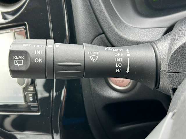 日産 ノート e－パワー X 栃木県 2017(平29)年 3.2万km ブリリアントシルバー エマージェンシーブレーキ/純正メモリナビ/フルセグTV/DVD/Bluetooth/USB/MSV/アラウンドビューモニター/ETC/ドライブレコーダー/インテリジェントルームミラー/スマートキー/プッシュEgスタート/スペアキー/LEDヘッドライト/オートライト/ステアリングリモコン/純正フロアマット/保証書/取説