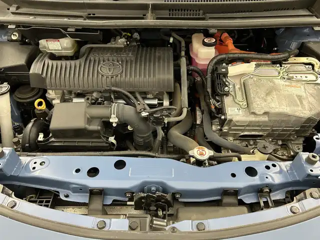 トヨタ シエンタ ハイブリッド ファンベースG グランパー 千葉県 2020(令2)年 8万km グレイッシュブルー 禁煙車/トヨタセーフティセンス/・レーンディパーチャーアラート/・クルーズコントロール/両側電動ドア/フリップダウンモニター/純正メモリナビ/・型番：NSZT-W68T/・CD/DVD/Bluetooth/フルセグTV/・バックカメラ/・ビルトインETC2.0/革巻きステアリング/・ステアリングスイッチ/社外フロアマット/純正ホイールキャップ/オートマチックハイビーム/・LEDヘッドライト