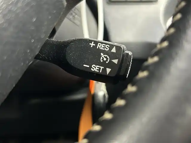 トヨタ シエンタ ハイブリッド ファンベースG グランパー 千葉県 2020(令2)年 8万km グレイッシュブルー 禁煙車/トヨタセーフティセンス/・レーンディパーチャーアラート/・クルーズコントロール/両側電動ドア/フリップダウンモニター/純正メモリナビ/・型番：NSZT-W68T/・CD/DVD/Bluetooth/フルセグTV/・バックカメラ/・ビルトインETC2.0/革巻きステアリング/・ステアリングスイッチ/社外フロアマット/純正ホイールキャップ/オートマチックハイビーム/・LEDヘッドライト