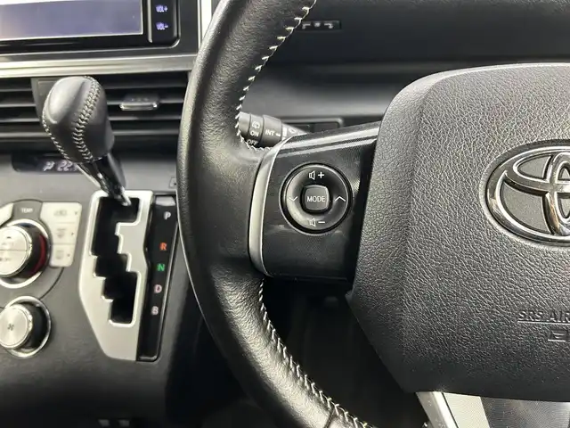 トヨタ シエンタ ハイブリッド ファンベースG グランパー 千葉県 2020(令2)年 8万km グレイッシュブルー 禁煙車/トヨタセーフティセンス/・レーンディパーチャーアラート/・クルーズコントロール/両側電動ドア/フリップダウンモニター/純正メモリナビ/・型番：NSZT-W68T/・CD/DVD/Bluetooth/フルセグTV/・バックカメラ/・ビルトインETC2.0/革巻きステアリング/・ステアリングスイッチ/社外フロアマット/純正ホイールキャップ/オートマチックハイビーム/・LEDヘッドライト