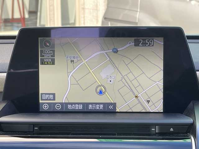 トヨタ クラウン ハイブリッド S Cパッケージ 千葉県 2019(平31)年 1.6万km プレシャスシルバー ナビ　全方位カメラ　ヘッドアップディスプレイ　ＢＳＭ　パドルシフト　レーダークルーズ　フルセグＴＶ　ステアヒーター　シートヒーター　パワーシート　２．０ＥＴＣ　ドラレコ　セーフティセンス　１７ＡＷ/純正メーカーナビ/ヘッドアップディスプレイ/全方位カメラ/ブラインドスポットモニター/パドルシフト/ステアリングヒーター/ステアリングスイッチ/シートヒーター/オートクルーズコントロール/パワーシート/ＥＴＣ２．０/純正ドライブレコーダー（DRT-H68A）/純正マット/前後コーナーセンサー/純正AW/ドアバイザー