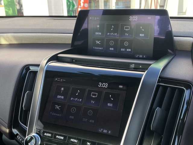 トヨタ クラウン ハイブリッド S Cパッケージ 千葉県 2019(平31)年 1.6万km プレシャスシルバー ナビ　全方位カメラ　ヘッドアップディスプレイ　ＢＳＭ　パドルシフト　レーダークルーズ　フルセグＴＶ　ステアヒーター　シートヒーター　パワーシート　２．０ＥＴＣ　ドラレコ　セーフティセンス　１７ＡＷ/純正メーカーナビ/ヘッドアップディスプレイ/全方位カメラ/ブラインドスポットモニター/パドルシフト/ステアリングヒーター/ステアリングスイッチ/シートヒーター/オートクルーズコントロール/パワーシート/ＥＴＣ２．０/純正ドライブレコーダー（DRT-H68A）/純正マット/前後コーナーセンサー/純正AW/ドアバイザー