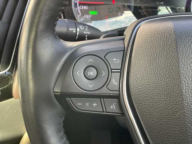 トヨタ クラウン ハイブリッド S Cパッケージ 千葉県 2019(平31)年 1.6万km プレシャスシルバー ナビ　全方位カメラ　ヘッドアップディスプレイ　ＢＳＭ　パドルシフト　レーダークルーズ　フルセグＴＶ　ステアヒーター　シートヒーター　パワーシート　２．０ＥＴＣ　ドラレコ　セーフティセンス　１７ＡＷ/純正メーカーナビ/ヘッドアップディスプレイ/全方位カメラ/ブラインドスポットモニター/パドルシフト/ステアリングヒーター/ステアリングスイッチ/シートヒーター/オートクルーズコントロール/パワーシート/ＥＴＣ２．０/純正ドライブレコーダー（DRT-H68A）/純正マット/前後コーナーセンサー/純正AW/ドアバイザー