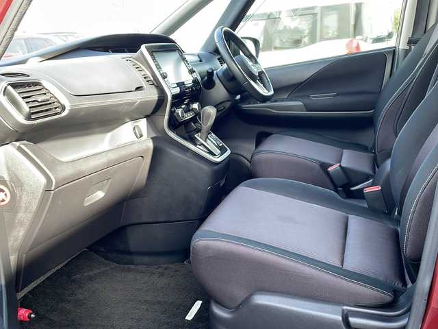 日産 セレナ ハイウェイスター Vセレクション 徳島県 2017(平29)年 4.6万km マルーンレッド 純正9型SDナビ　MM516D-L/（ラジオ/フルセグ/DISC/BT/SD/iPod）/11型フリップダウンモニター/全方位カメラ/プロパイロット/追従式クルーズコントロール/デジタルインナーミラー/駐車支援/両側電動スライドドア/LEDヘッドライト/オートライト/前後コーナーセンサー/標識検知/エマージェンシーブレーキ/純正16インチアルミホイール/アイドリングストップ/スマートキー