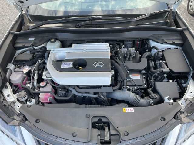 レクサス ＵＸ 250h バージョンC 茨城県 2021(令3)年 1.6万km ソニッククォーツ ワンオーナー/純正ナビ　/-BT/TV/AM/FM/衝突軽減システム　/本革シート　/全方位カメラ　/コーナーセンサー　/ＥＴＣ２．０　/ブラインドスポットモニター　/電動リアゲート　/ＬＥＤヘッドライト　/レーダークルーズコントロール　/ドライブレコーダー前後/D席N席メモリー付きパワーシート/D席N席シートヒーター/ステアリングヒーター/電動格納ミラー/プッシュスタート/置くだけ充電器/純正17インチアルミホイール