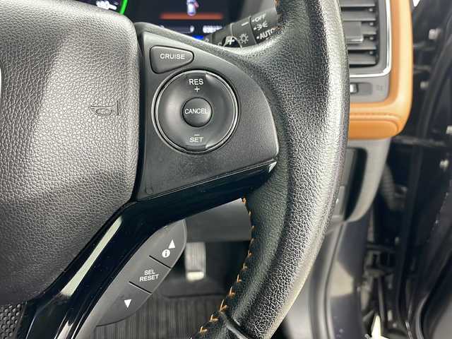 ホンダ ヴェゼル ハイブリッド Z 道央・札幌 2014(平26)年 3.9万km ルーセブラックM ・純正ナビ（TV＆CD＆BT＆USB＆HDMI）/・バックカメラ/・寒冷地仕様/・衝突被害軽減ブレーキ/・横滑り防止/・クルーズコントロール/・パドルシフト/・ハーフレザーシート/・前席シートヒーター/・フロントワイパーデアイサー/・ドアミラーヒーター/・オートライト/・LEDヘッドライト/・ビルトインETC/・スマートキー