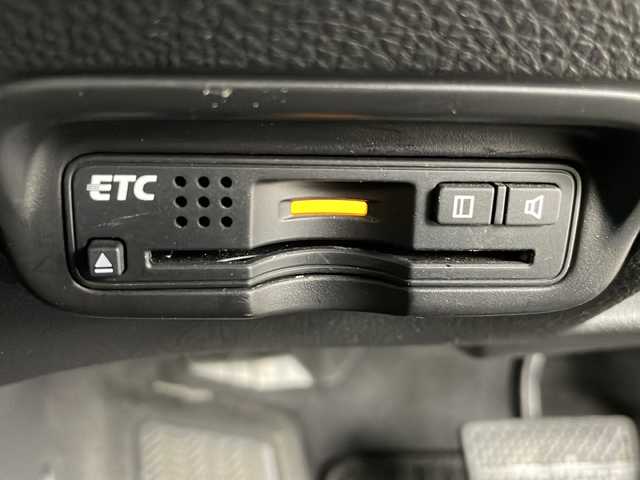 ホンダ ヴェゼル ハイブリッド Z 道央・札幌 2014(平26)年 3.9万km ルーセブラックM ・純正ナビ（TV＆CD＆BT＆USB＆HDMI）/・バックカメラ/・寒冷地仕様/・衝突被害軽減ブレーキ/・横滑り防止/・クルーズコントロール/・パドルシフト/・ハーフレザーシート/・前席シートヒーター/・フロントワイパーデアイサー/・ドアミラーヒーター/・オートライト/・LEDヘッドライト/・ビルトインETC/・スマートキー