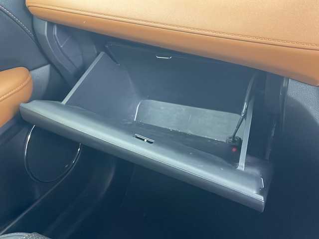 ホンダ ヴェゼル ハイブリッド Z 道央・札幌 2014(平26)年 3.9万km ルーセブラックM ・純正ナビ（TV＆CD＆BT＆USB＆HDMI）/・バックカメラ/・寒冷地仕様/・衝突被害軽減ブレーキ/・横滑り防止/・クルーズコントロール/・パドルシフト/・ハーフレザーシート/・前席シートヒーター/・フロントワイパーデアイサー/・ドアミラーヒーター/・オートライト/・LEDヘッドライト/・ビルトインETC/・スマートキー