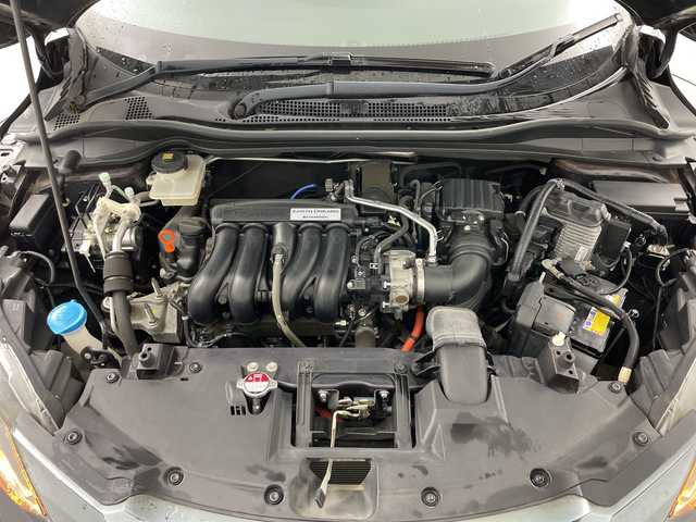 ホンダ ヴェゼル ハイブリッド Z 道央・札幌 2014(平26)年 3.9万km ルーセブラックM ・純正ナビ（TV＆CD＆BT＆USB＆HDMI）/・バックカメラ/・寒冷地仕様/・衝突被害軽減ブレーキ/・横滑り防止/・クルーズコントロール/・パドルシフト/・ハーフレザーシート/・前席シートヒーター/・フロントワイパーデアイサー/・ドアミラーヒーター/・オートライト/・LEDヘッドライト/・ビルトインETC/・スマートキー