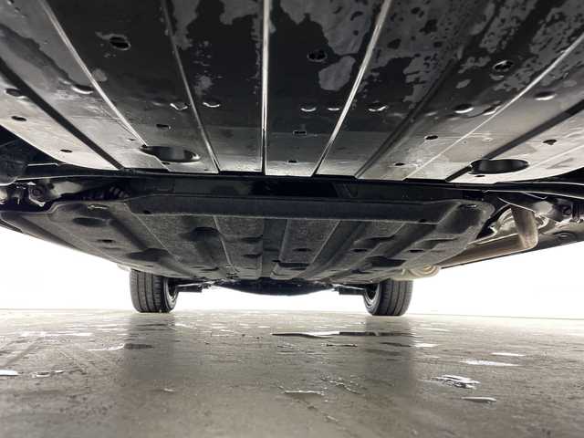 ホンダ ヴェゼル ハイブリッド Z 道央・札幌 2014(平26)年 3.9万km ルーセブラックM ・純正ナビ（TV＆CD＆BT＆USB＆HDMI）/・バックカメラ/・寒冷地仕様/・衝突被害軽減ブレーキ/・横滑り防止/・クルーズコントロール/・パドルシフト/・ハーフレザーシート/・前席シートヒーター/・フロントワイパーデアイサー/・ドアミラーヒーター/・オートライト/・LEDヘッドライト/・ビルトインETC/・スマートキー