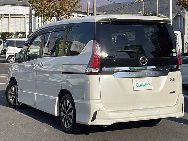 日産 セレナ ハイウェイスター 長野県 2017(平29)年 3.6万km ブリリアントホワイトパール 禁煙車/純正9インチナビ/【MM516D-L】/(CD/DVD/BD/フルセグTV/Bluetooth)/・インテリジェントエマージェンシーブレーキ/・標識検知機能/・車線逸脱警報/・フロント・バックソナー/・ふらつき警報/インテリジェントアラウンドビューモニター/純正フリップダウンモニター/ビルトインETC/ハンズフリー両側電動スライドドア/ドライブレコーダー/革巻きステアリング/クルーズコントロール/ステアリングスイッチ/レザー調シートカバー/オートライト/スマートキー/Pスタート/電動格納ミラー/純正16インチAW/純正フロアマット/ドアバイザー