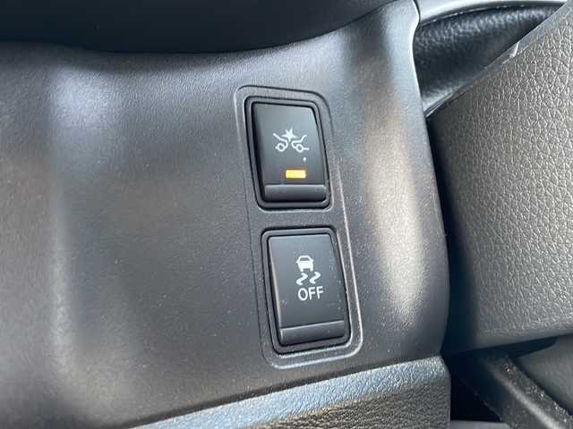 日産 セレナ ハイウェイスター 長野県 2017(平29)年 3.6万km ブリリアントホワイトパール 禁煙車/純正9インチナビ/【MM516D-L】/(CD/DVD/BD/フルセグTV/Bluetooth)/・インテリジェントエマージェンシーブレーキ/・標識検知機能/・車線逸脱警報/・フロント・バックソナー/・ふらつき警報/インテリジェントアラウンドビューモニター/純正フリップダウンモニター/ビルトインETC/ハンズフリー両側電動スライドドア/ドライブレコーダー/革巻きステアリング/クルーズコントロール/ステアリングスイッチ/レザー調シートカバー/オートライト/スマートキー/Pスタート/電動格納ミラー/純正16インチAW/純正フロアマット/ドアバイザー