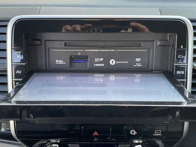 日産 セレナ ハイウェイスター 長野県 2017(平29)年 3.6万km ブリリアントホワイトパール 禁煙車/純正9インチナビ/【MM516D-L】/(CD/DVD/BD/フルセグTV/Bluetooth)/・インテリジェントエマージェンシーブレーキ/・標識検知機能/・車線逸脱警報/・フロント・バックソナー/・ふらつき警報/インテリジェントアラウンドビューモニター/純正フリップダウンモニター/ビルトインETC/ハンズフリー両側電動スライドドア/ドライブレコーダー/革巻きステアリング/クルーズコントロール/ステアリングスイッチ/レザー調シートカバー/オートライト/スマートキー/Pスタート/電動格納ミラー/純正16インチAW/純正フロアマット/ドアバイザー