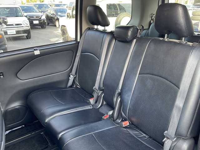 日産 セレナ ハイウェイスター 長野県 2017(平29)年 3.6万km ブリリアントホワイトパール 禁煙車/純正9インチナビ/【MM516D-L】/(CD/DVD/BD/フルセグTV/Bluetooth)/・インテリジェントエマージェンシーブレーキ/・標識検知機能/・車線逸脱警報/・フロント・バックソナー/・ふらつき警報/インテリジェントアラウンドビューモニター/純正フリップダウンモニター/ビルトインETC/ハンズフリー両側電動スライドドア/ドライブレコーダー/革巻きステアリング/クルーズコントロール/ステアリングスイッチ/レザー調シートカバー/オートライト/スマートキー/Pスタート/電動格納ミラー/純正16インチAW/純正フロアマット/ドアバイザー