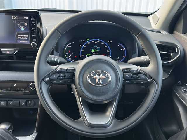 トヨタ ヤリスクロス ハイブリッド Z 三重県 2021(令3)年 4.4万km ブラックマイカ 純正ナビ /全周囲カメラ/ビルトインETC /前席シートヒーター /パワーシート /パワーバックドア /USB給電 /前後ドライブレコーダー/前後コーナーセンサー /スペアキー /ハーフレザーシート /レーダークルーズコントロール /レーンキープアシスト/衝突軽減ブレーキ/革巻きステアリング/ステアリングスイッチ/LEDヘッドライト/オートハイビーム/オートライト/電動格納ミラー/禁煙車