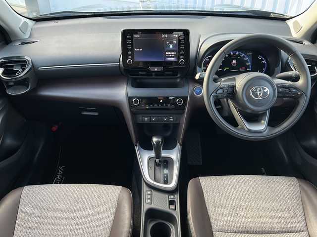 トヨタ ヤリスクロス ハイブリッド Z 三重県 2021(令3)年 4.4万km ブラックマイカ 純正ナビ /全周囲カメラ/ビルトインETC /前席シートヒーター /パワーシート /パワーバックドア /USB給電 /前後ドライブレコーダー/前後コーナーセンサー /スペアキー /ハーフレザーシート /レーダークルーズコントロール /レーンキープアシスト/衝突軽減ブレーキ/革巻きステアリング/ステアリングスイッチ/LEDヘッドライト/オートハイビーム/オートライト/電動格納ミラー/禁煙車