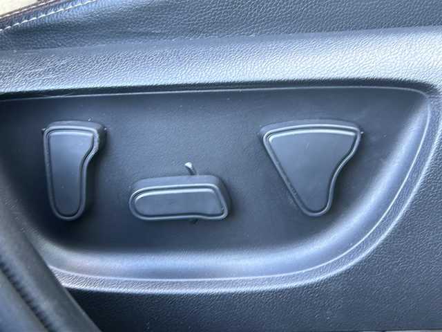 トヨタ ヤリスクロス ハイブリッド Z 三重県 2021(令3)年 4.4万km ブラックマイカ 純正ナビ /全周囲カメラ/ビルトインETC /前席シートヒーター /パワーシート /パワーバックドア /USB給電 /前後ドライブレコーダー/前後コーナーセンサー /スペアキー /ハーフレザーシート /レーダークルーズコントロール /レーンキープアシスト/衝突軽減ブレーキ/革巻きステアリング/ステアリングスイッチ/LEDヘッドライト/オートハイビーム/オートライト/電動格納ミラー/禁煙車