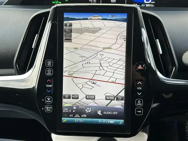 トヨタ プリウス ＰＨＶ A レザーパッケージ 茨城県 2017(平29)年 8.1万km スピリテッドアクアメタリック ワンオーナー/11.6インチタッチディスプレイナビ/（AM/FM/Bluetooth/フルセグ/iPod/AUX)/バックカメラ/セーフティセンス/・プリクラッシュセーフティ/・レーンディパーチャーアラート/・アダプティブハイビームシステム/・レーダークルーズコントロール/オプション17インチ純正アルミホイール/ブラインドスポットモニター/パーキングアシスト/ステアリングヒーター/快適温熱シート/インテリジェントクリアランスソナー/シンプルインテリジェントパーキングアシスト/LEDヘッドライト/パワーシート/ビルトインETC2.0/トノカバー/新車時保証書/充電ケーブル