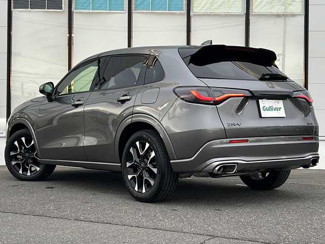 ホンダ ＺＲ－Ｖ ハイブリッド e:HEV Z 山形県 2023(令5)年 1.1万km スーパープラチナグレーメタリック 禁煙車/４WD/ホンダセンシング/クルーズコントロール/ブラインドスポットモニター/横滑り防止装置/レーンキープアシスト/オートマチックハイビーム/全方位カメラ/前後コーナーセンサー/BOSEサウンド/純正ナビ/（Bluetooth/フルセグ/AM/FM/USB)/置くだけ充電/ETC2.0/ステアリングスイッチ/パドルシフト/ステアリングヒーター/本革シート/前席パワーシート/D席シートメモリー/全席シートヒーター/純正フロアマット/無限ドアプロテクター/スマートキー×２/18インチ純正アルミホイール