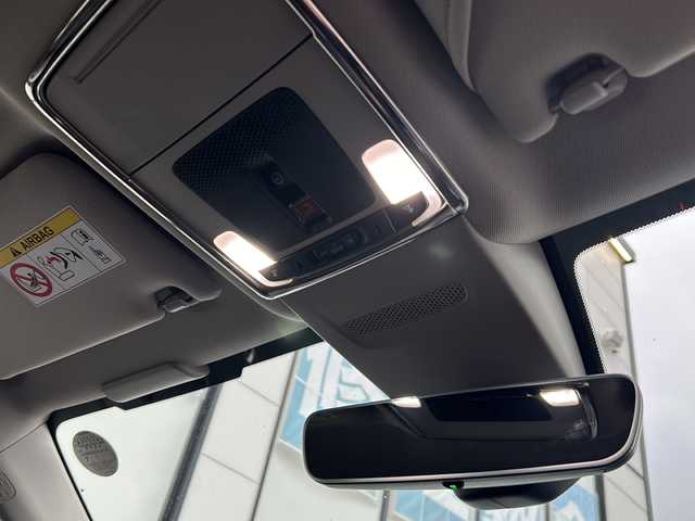 ホンダ ＺＲ－Ｖ ハイブリッド e:HEV Z 山形県 2023(令5)年 1.1万km スーパープラチナグレーメタリック 禁煙車/４WD/ホンダセンシング/クルーズコントロール/ブラインドスポットモニター/横滑り防止装置/レーンキープアシスト/オートマチックハイビーム/全方位カメラ/前後コーナーセンサー/BOSEサウンド/純正ナビ/（Bluetooth/フルセグ/AM/FM/USB)/置くだけ充電/ETC2.0/ステアリングスイッチ/パドルシフト/ステアリングヒーター/本革シート/前席パワーシート/D席シートメモリー/全席シートヒーター/純正フロアマット/無限ドアプロテクター/スマートキー×２/18インチ純正アルミホイール