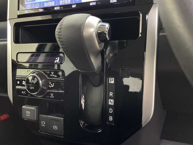 トヨタ ルーミー カスタムG－T 鹿児島県 2021(令3)年 0.3万km ブラックマイカメタリック スマートアシスト/純正SDナビ(BT/AM/FM/フルセグTV)/NSZT-Y68T/両側パワースライドドア/ワンオーナー/レーダークルーズコントロール/バックカメラ/全方位カメラ/前後ドライブレコーダー/前後コーナーセンサー/レーンキープアシスト/オートマチックハイビーム/電動パーキングブレーキ/オートホールド/ビルトインETC/革巻きステアリング/ステアリングスイッチ/純正フロアマット/純正15インチアルミホイール/保証書/取扱説明書