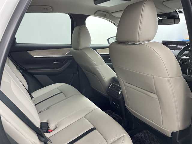 マツダ ＣＸ－６０ XD Lパッケージ 道央・札幌 2023(令5)年 4.5万km ロジウムホワイトプレミアムメタリック ・4WD　/i-ACTIVSENSE/・スマート・ブレーキ・サポート/・レーンキープ・アシスト・システム/・ブラインド・スポット・モニタリング/・純正ナビ　CD/DVD/USB/フルセグ/BT/・全周囲カメラ/・レーダークルーズコントロール/・パワーバックドア /  パドルシフト/・前後ドライブレコーダー/・レザーシート / シートヒーター/・パワーシート / シートポジションメモリー/・ステアリングスイッチ/ヒーター/・ビルトインETC/・レーンキープアシスト/・電動格納ミラー/・ヒルディセントコントロール