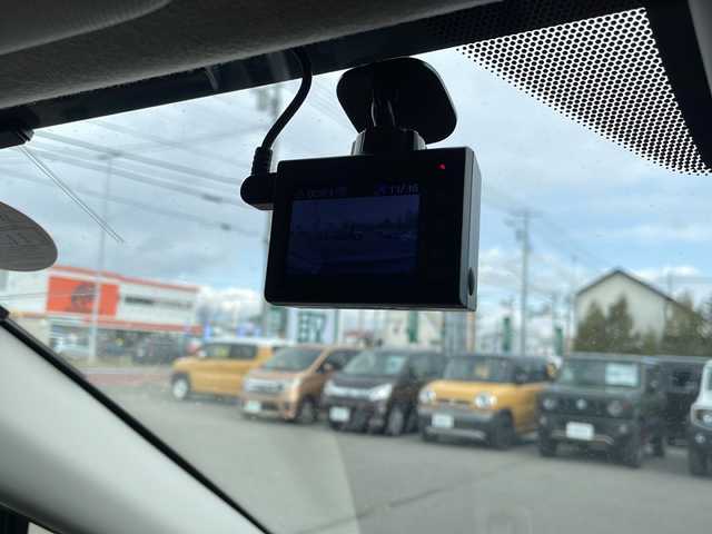 スバル インプレッサ ＸＶ 2．0i－L アイサイト 道東・釧路十勝 2016(平28)年 8.3万km クリスタルホワイトP 4WD/純正ナビ/・フルセグ/BT/CD/DVD/ラジオ/バックカメラ/ドライブレコーダー/アイサイトversion3/アダプティブクルーズコントロール/レーンキープアシスト/ブラインドスポットモニター/パドルシフト/フロントパワーシート/プッシュスタート/スマートキー/ステアリングスイッチ/ETC/フロアマット/ドアバイザー