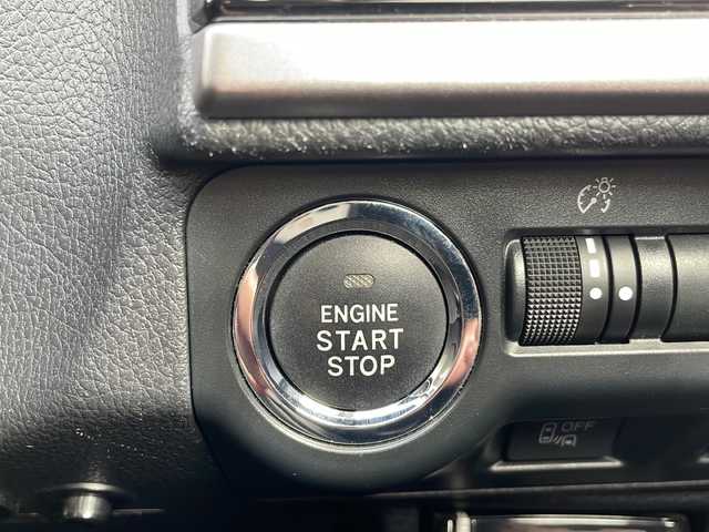 スバル インプレッサ ＸＶ 2．0i－L アイサイト 道東・釧路十勝 2016(平28)年 8.3万km クリスタルホワイトP 4WD/純正ナビ/・フルセグ/BT/CD/DVD/ラジオ/バックカメラ/ドライブレコーダー/アイサイトversion3/アダプティブクルーズコントロール/レーンキープアシスト/ブラインドスポットモニター/パドルシフト/フロントパワーシート/プッシュスタート/スマートキー/ステアリングスイッチ/ETC/フロアマット/ドアバイザー